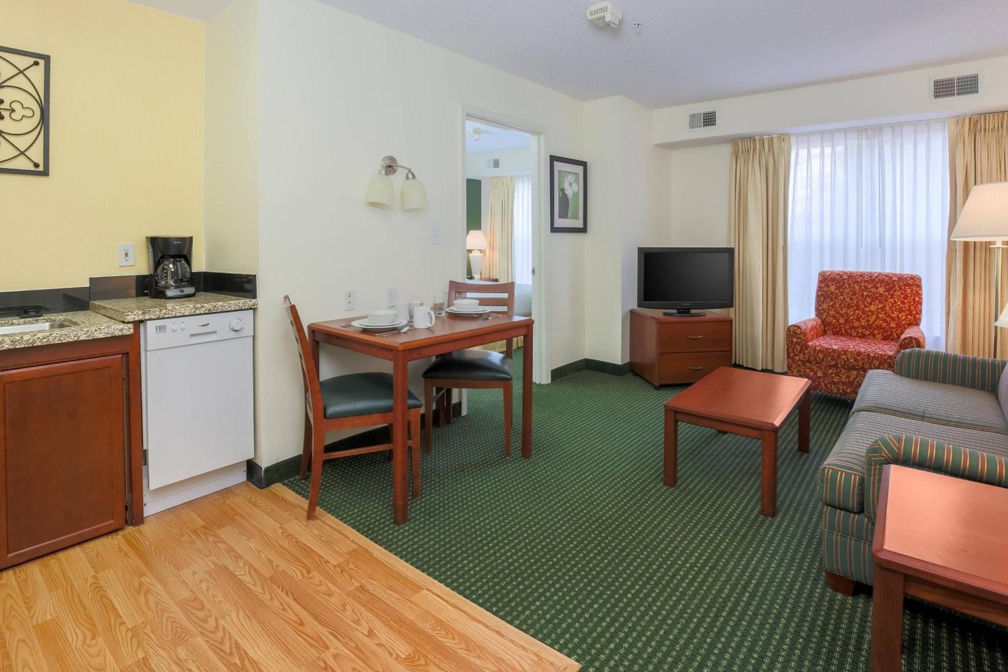 Residence Inn By Marriott Oklahoma City South Екстер'єр фото